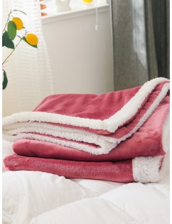 Contrast Trim Soft Blanket